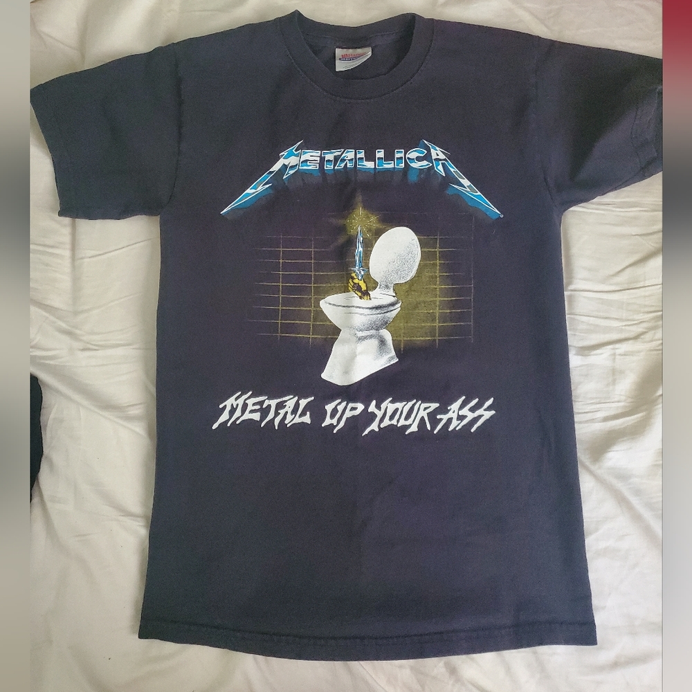Men's Metallica band tshirt, size Small